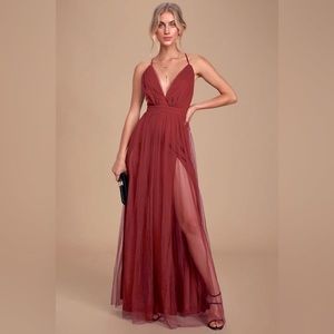 Lulu’s Prom Rare Beauty Burgundy Tulle Backless Maxi Dress size S